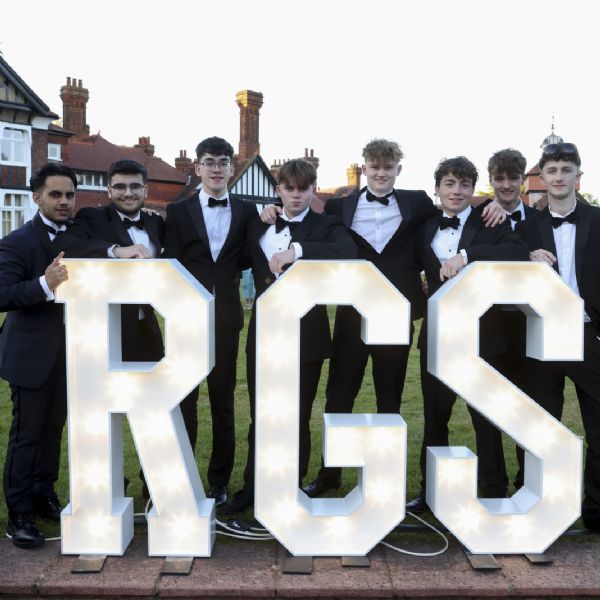 Leavers24P127